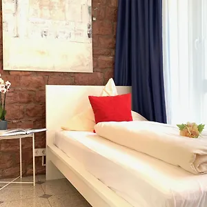 Otel B54 Center